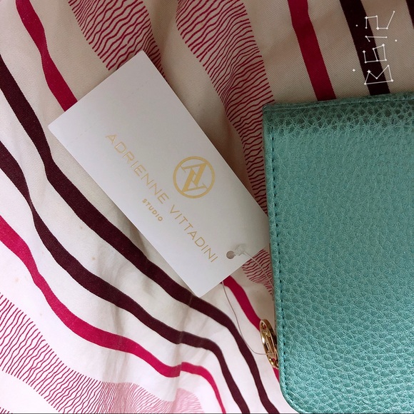 Adrienne Vittadini Blue Gold Wallet NEW! - Picture 2 of 4